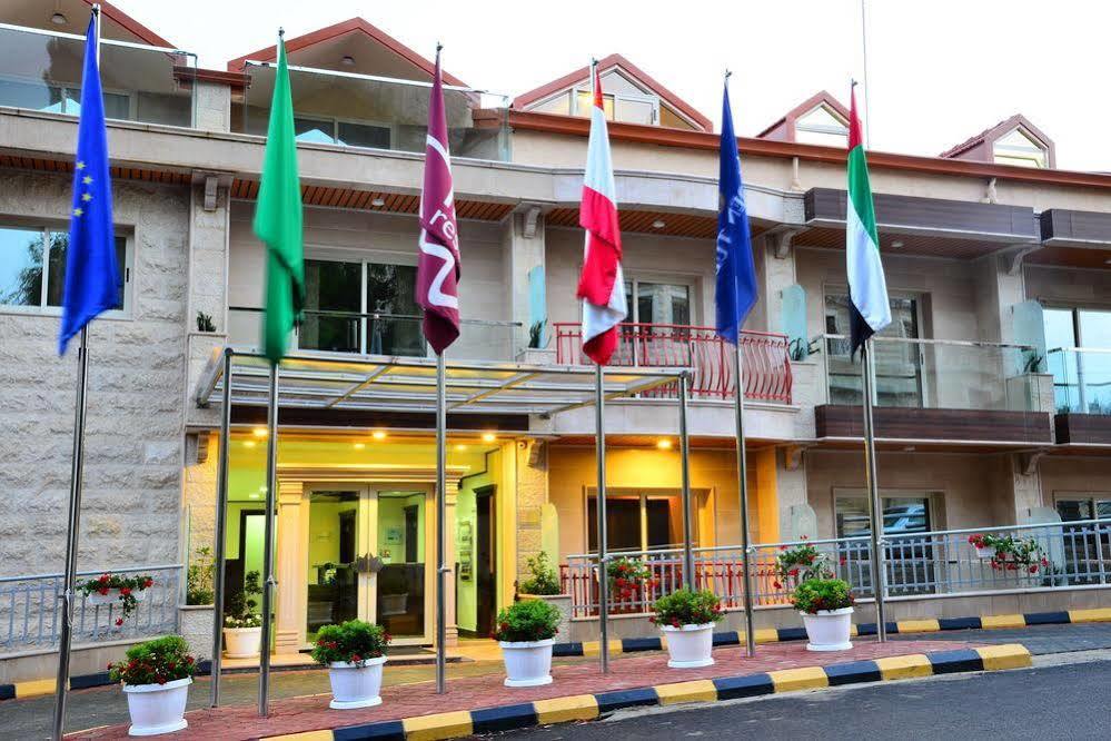 Golden Lili Resort & Spa อาเลย์ ภายนอก รูปภาพ